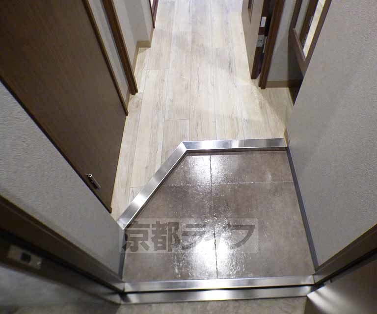 玄関　玄関です。