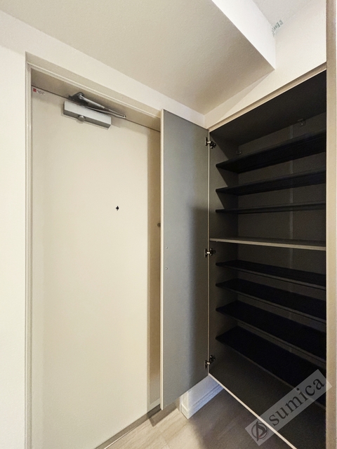 玄関　大容量シューズボックス♪♪