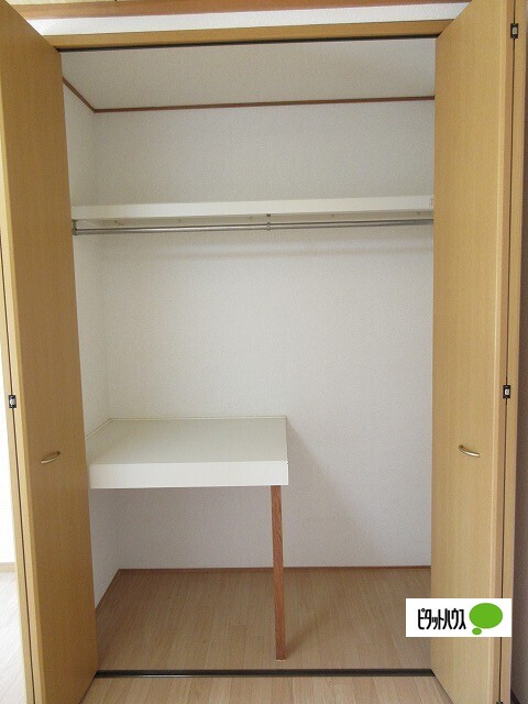 収納　寝室収納
