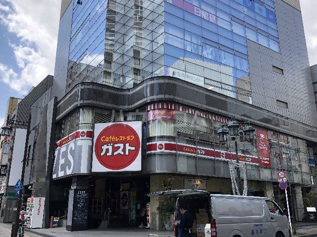 飲食店　ガスト 立川駅南口店（飲食店）まで822m