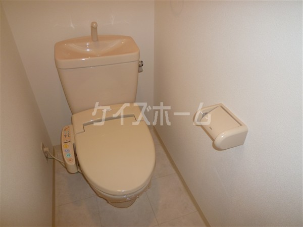 トイレ　ウォシュレット付