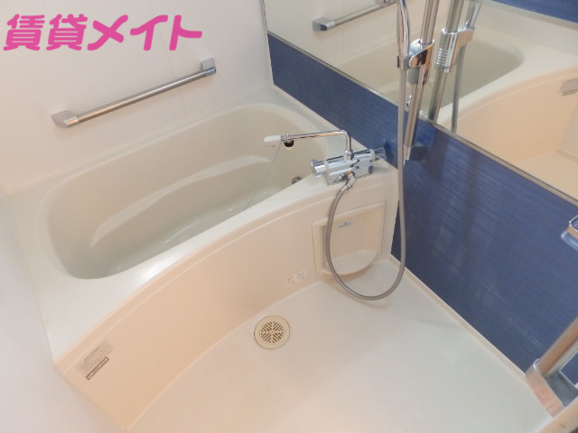 バス・シャワールーム　同物件別室画像
