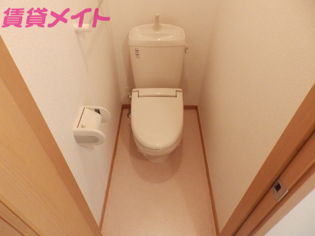 トイレ　同物件別室画像