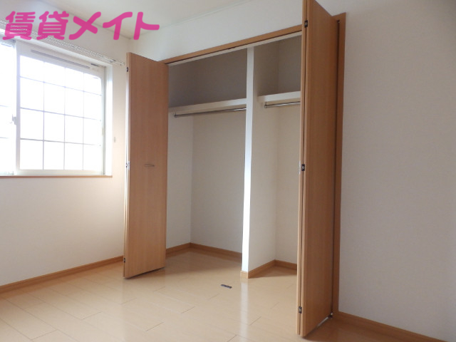 収納　同物件別室画像