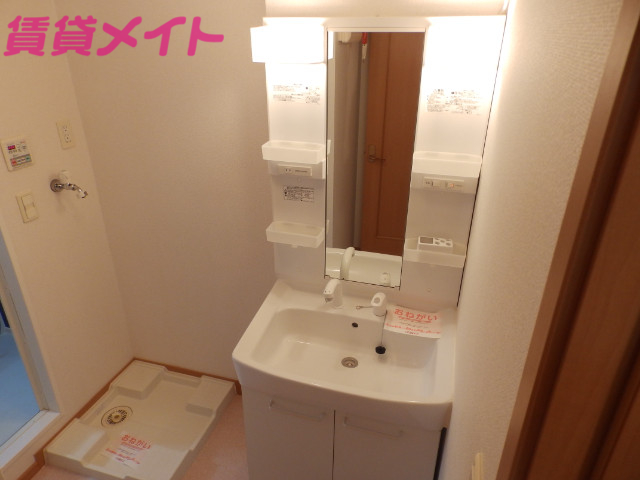 洗面設備　同物件別室画像