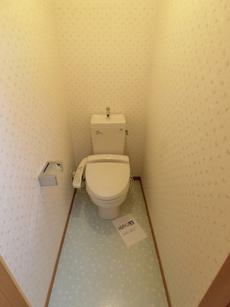 トイレ　同タイプ別室写真