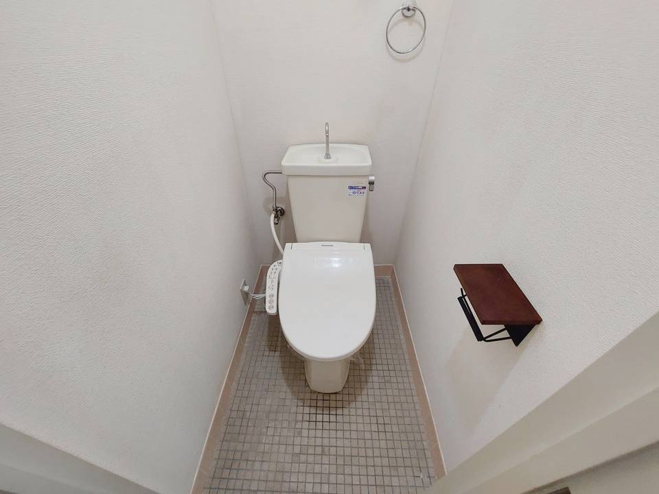 トイレ　トイレ