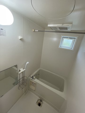 バス・シャワールーム　別部屋参考写真