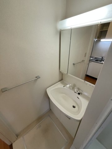 洗面設備　別部屋参考写真