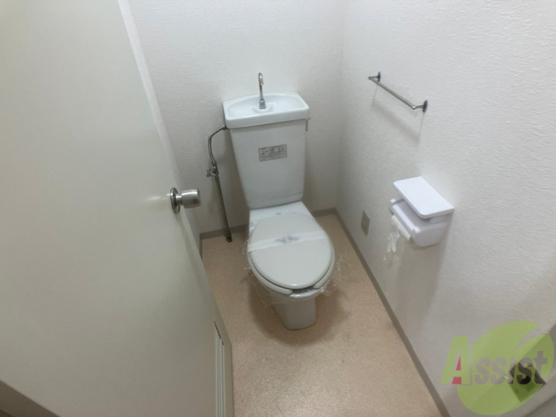 トイレ　こちらはトイレです。お手入れも楽ちんです！