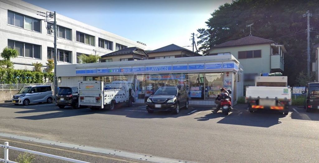 コンビニ　ローソン藤沢高倉店（コンビニ）まで80m