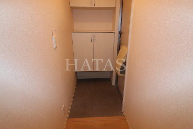 玄関　同物件別部屋です
