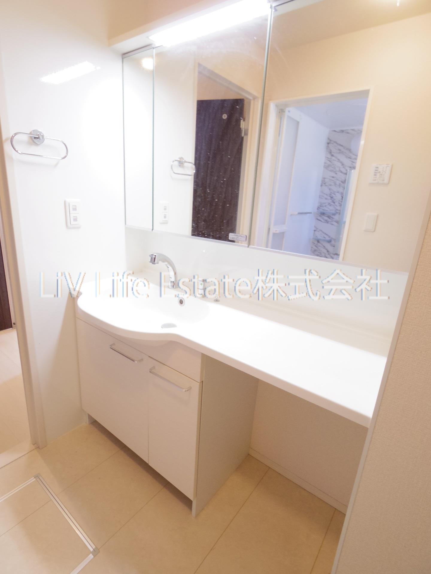 洗面設備　同仕様写真