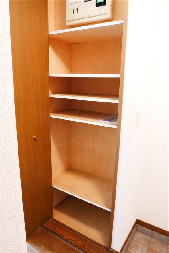 その他部屋・スペース　明るい色調の室内です