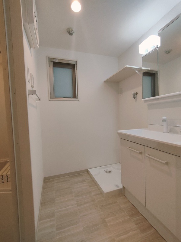 バス・シャワールーム　別号室