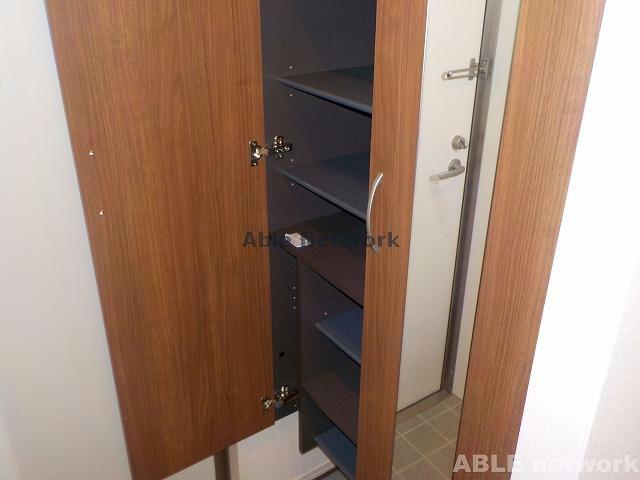 玄関　※同型　現況優先