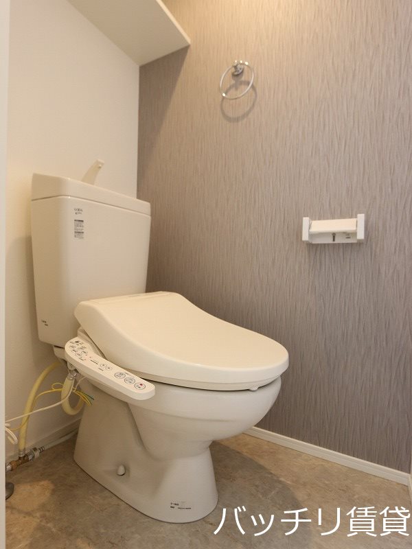 トイレ　同型タイプの為、現状を優先致します。