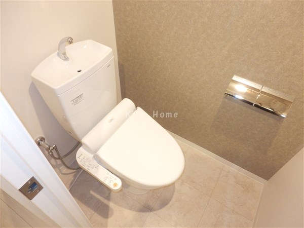 トイレ　ウォシュレット付きトイレ