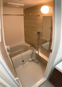 バス・シャワールーム　バス