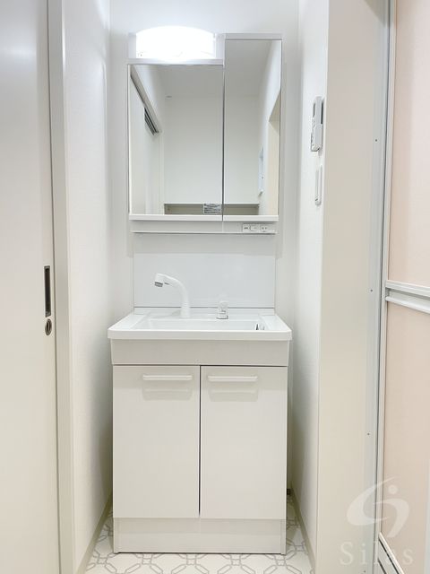 洗面設備　同仕様