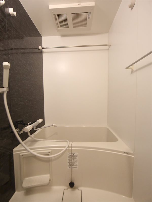 バス・シャワールーム　バスルーム　浴室暖房乾燥機付き　同仕様写真