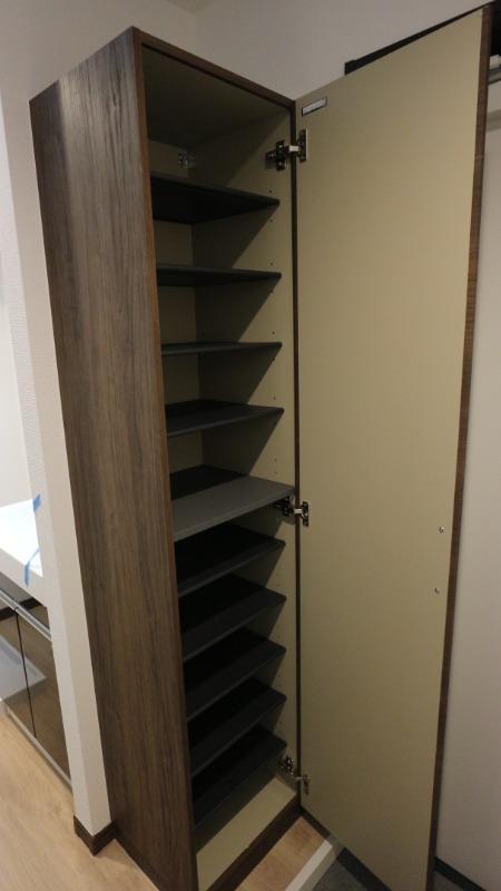 玄関　シューズボックス※同シリーズ物件の写真になります