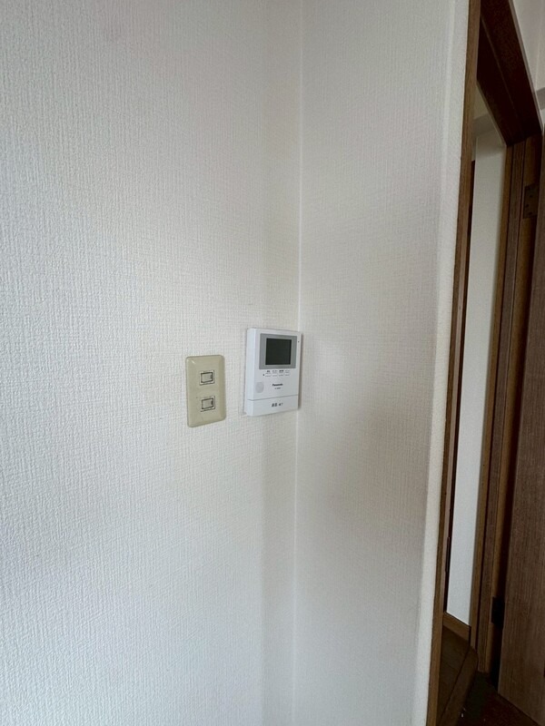 セキュリティ　安心のモニターフォンです