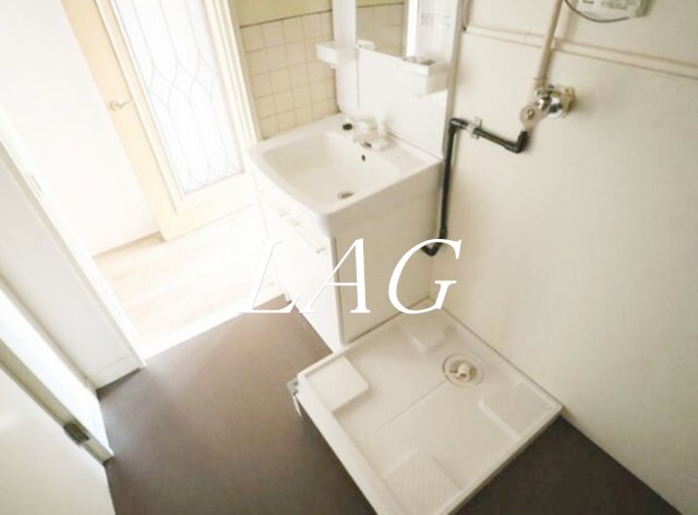 洗面設備　洗面台です。