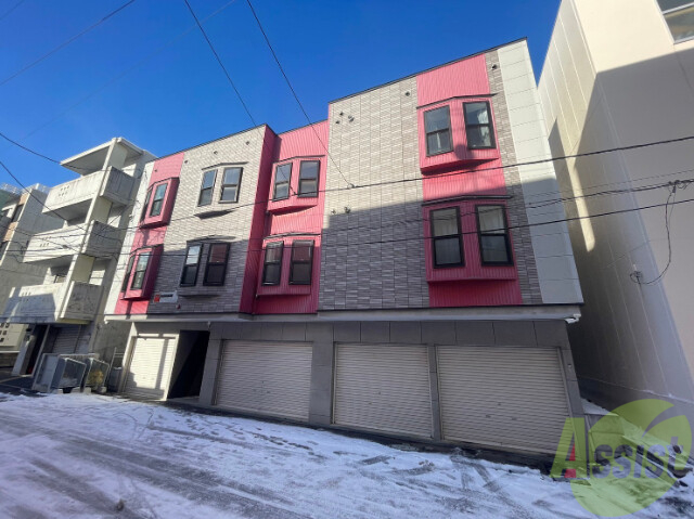 建物外観　札幌市北区北二十八条西「ＬＥＥＳＱＵＡＲＥ２８」