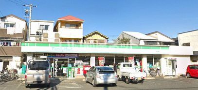 コンビニ　ファミリーマート京屋西湊店（コンビニ）まで449m