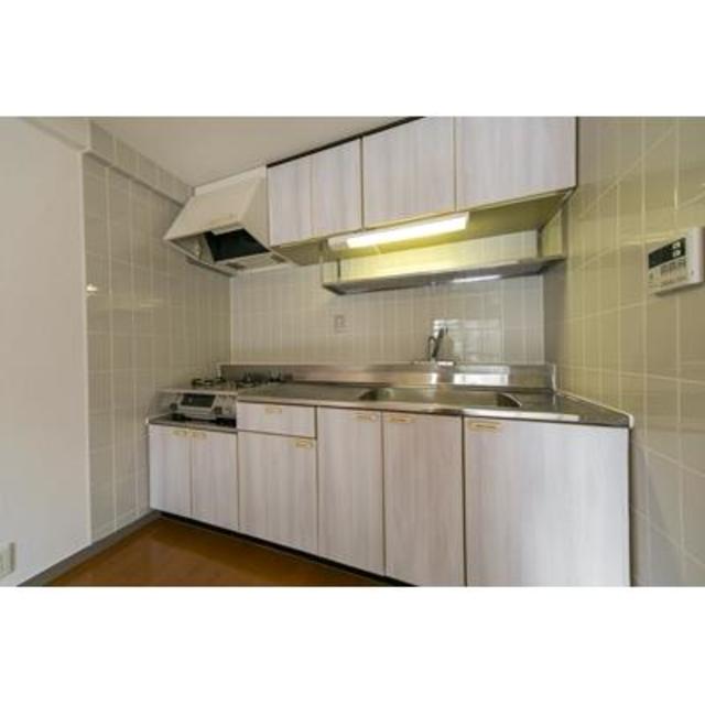 キッチン　※写真は同タイプ住戸です。