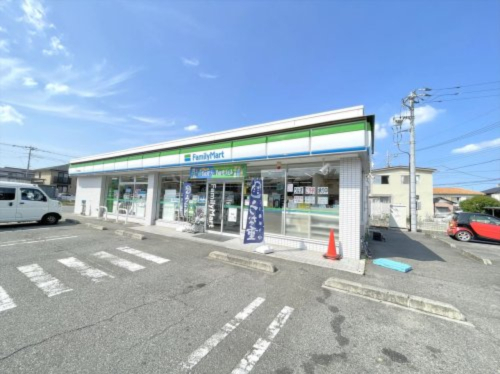コンビニ　ファミリーマート 春日部増富店（コンビニ）まで501m