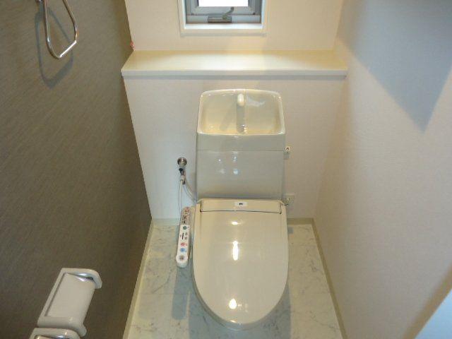 トイレ　トイレ