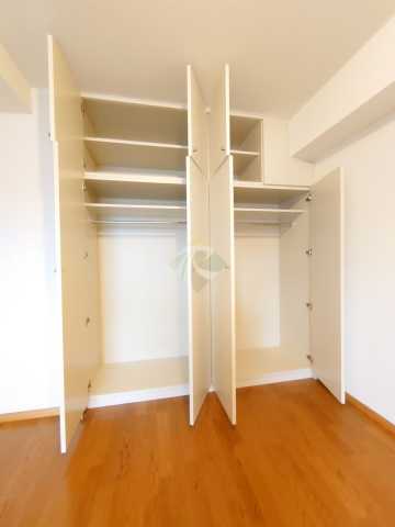 収納　カーサクロヤナギ