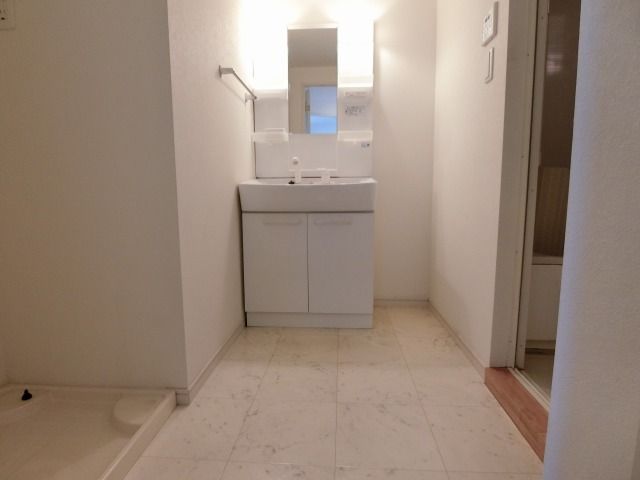 洗面設備　広い洗面スペースです★