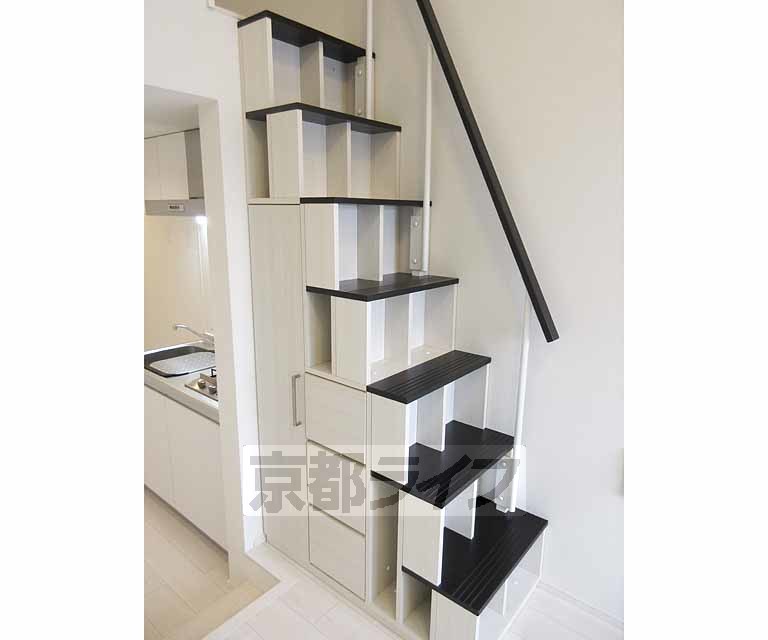 その他部屋・スペース　収納がある階段・