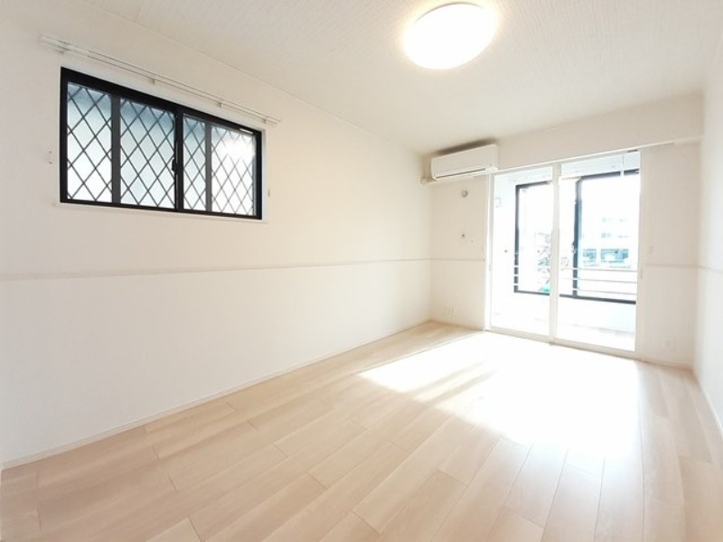 居室・リビング　図面と現状に相違がある場合には現状を優先