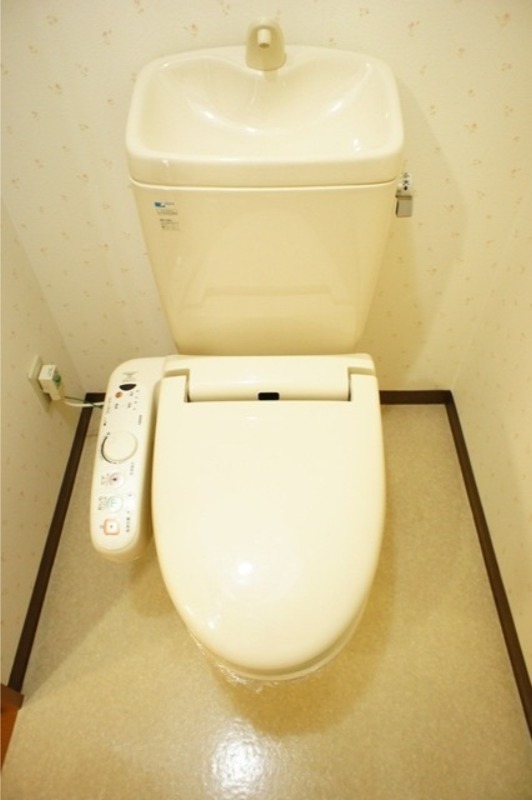 トイレ　図面と現状に相違がある場合には現状を優先