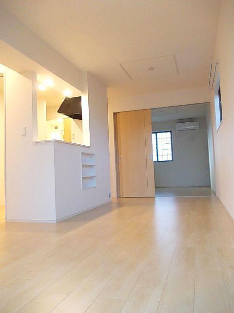 居室・リビング　リビング