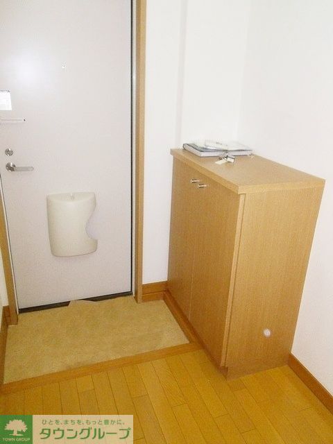 玄関　シューズボックス付きの玄関です