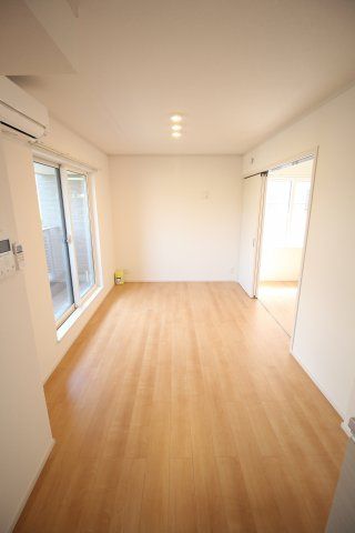 居室・リビング　フォレストメゾン六義園　豊島区巣鴨1