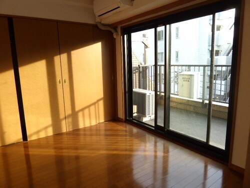 その他部屋・スペース　洋室　約5.2畳　※前回募集時2023年1月の写真