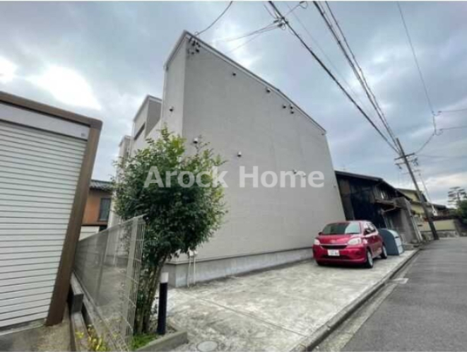 建物外観　落ち着いた雰囲気の外観です