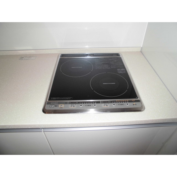 キッチン　同マンション別部屋：参考写真