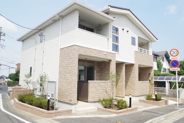 建物外観　★お部屋探しはタウンハウジング稲田堤店まで★