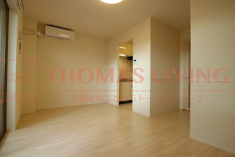 居室・リビング　写真は別号室です。