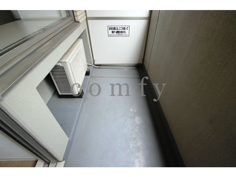 バルコニー　バルコニー