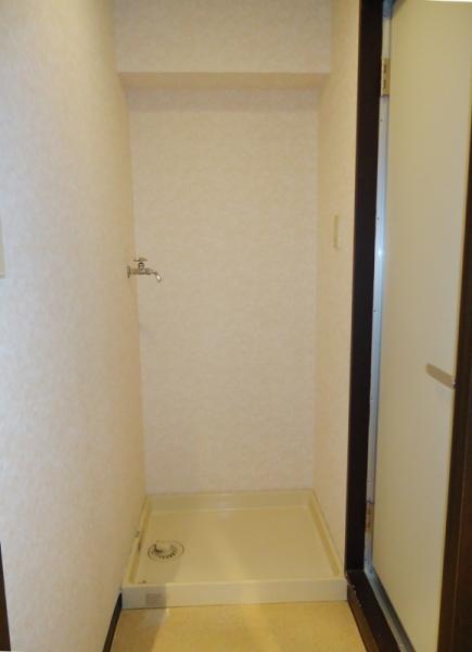 その他設備　室内洗濯機置場がついています。