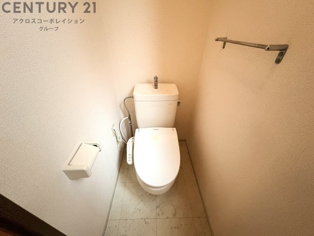 トイレ　ウォシュレット付きのトイレです♪