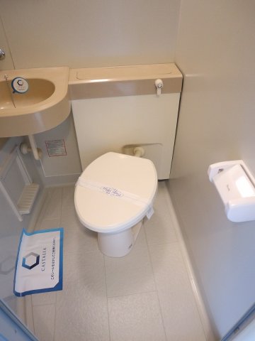 トイレ　キレイな個室空間です